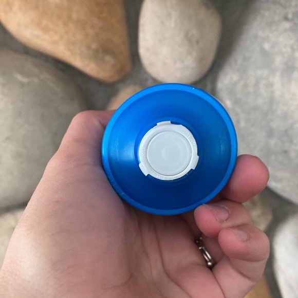 Young Living Cool Azul Sports Gel - Picture 3 of 4